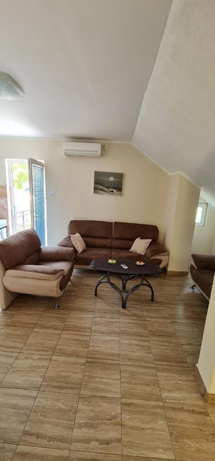 Apartman Nina2 Risan Exterior photo